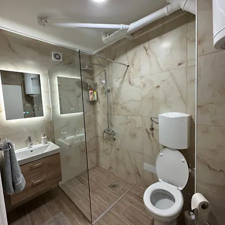 Apartment Nomad